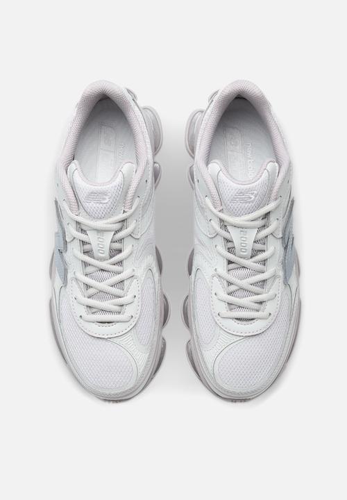 New Balance  - 2000L