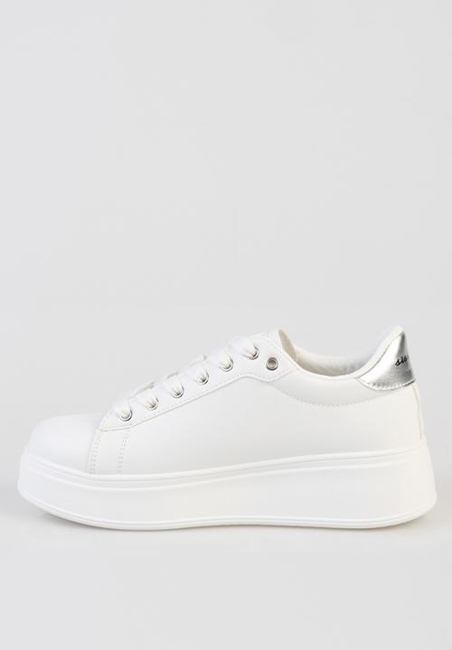 SISSY BOY - Tatum sneaker with removable chain  - white silver
