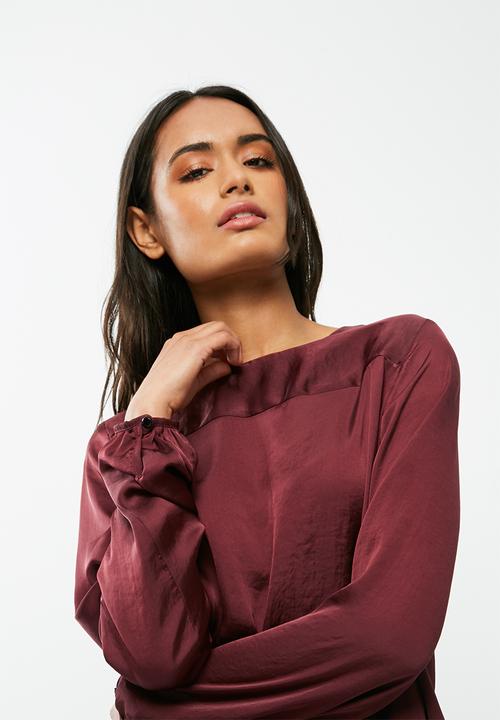 dailyfriday - Pleat back blouse