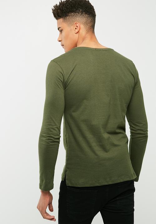 basicthread - Basic tail crew neck tee