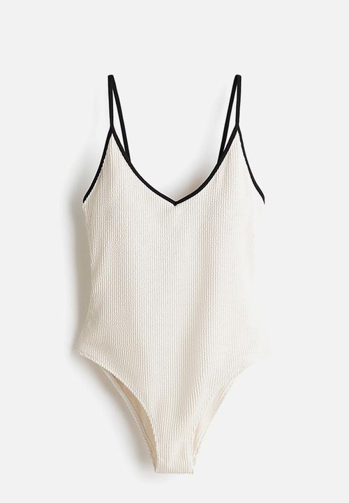 H&M - Padded-cup high leg swimsuit - white