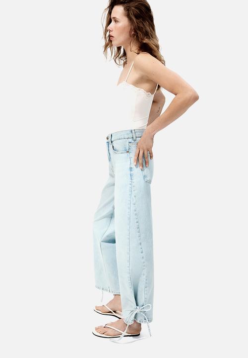 H&M - Barrel high waist ankle jeans - light denim blue