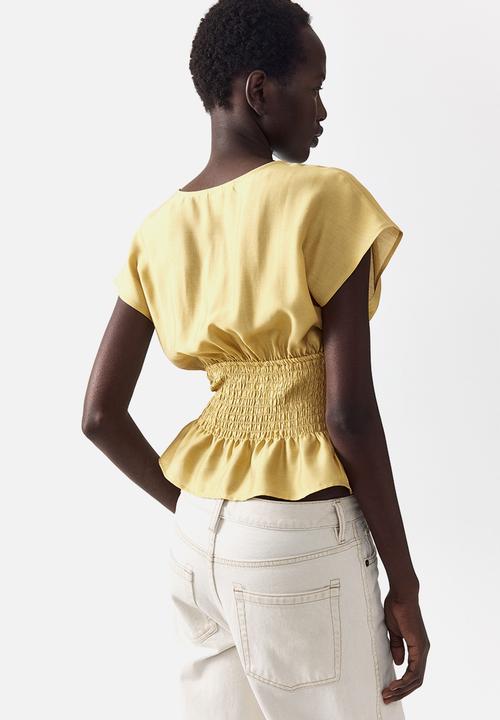 H&M - Smocked top - dusty yellow