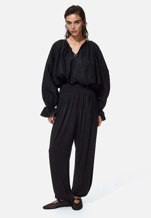 H&M - Pleated barrel-leg trousers - black