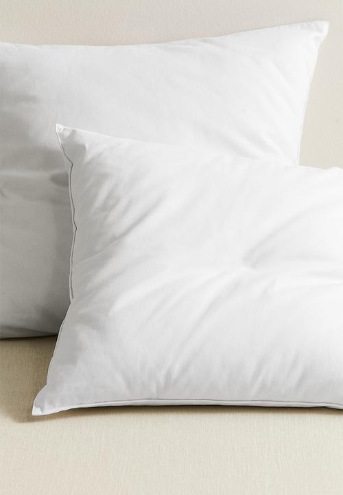 H&M - Polyester-filled inner cushion - white