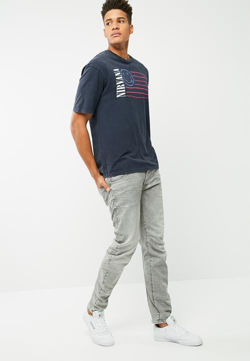 Jack & Jones - Nirvana box fit tee
