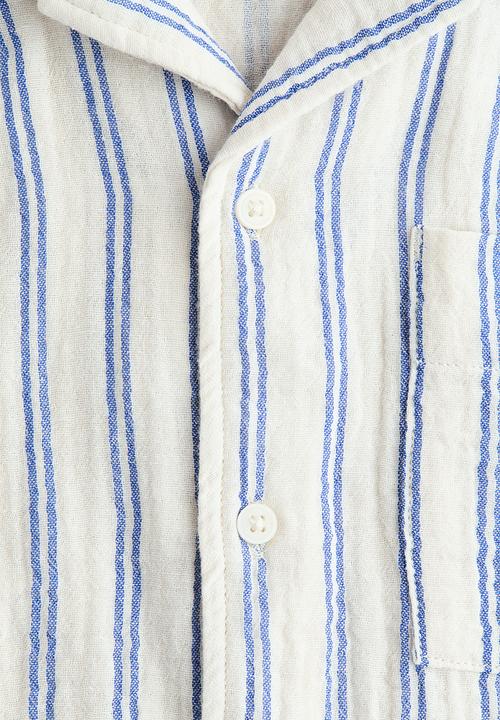 H&M - Cotton muslin resort shirt - cream/blue striped