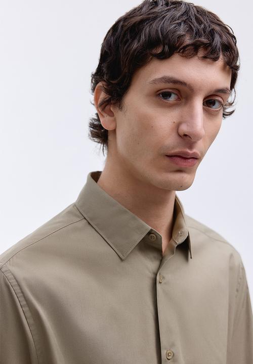 H&M - Slim fit easy-iron shirt - khaki green