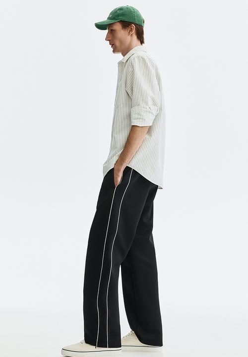 H&M - Regular fit oxford shirt - white/striped