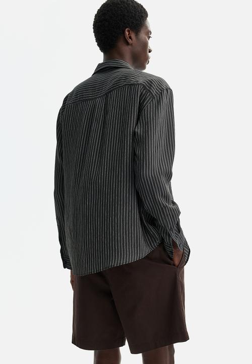 H&M - Relaxed fit cotton shorts - dark brown
