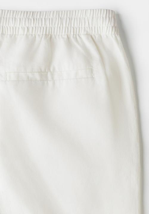 H&M - Relaxed fit linen shorts - white