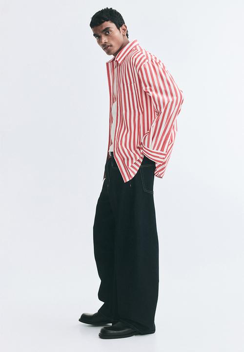 H&M - Relaxed fit poplin shirt - red/striped
