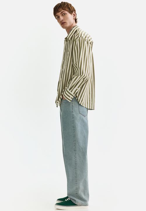 H&M - Relaxed fit poplin shirt - khaki green/striped