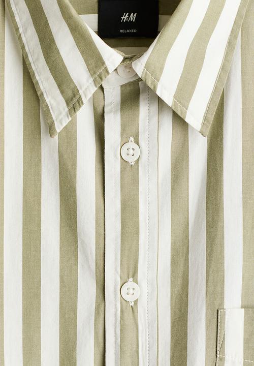 H&M - Relaxed fit poplin shirt - khaki green/striped