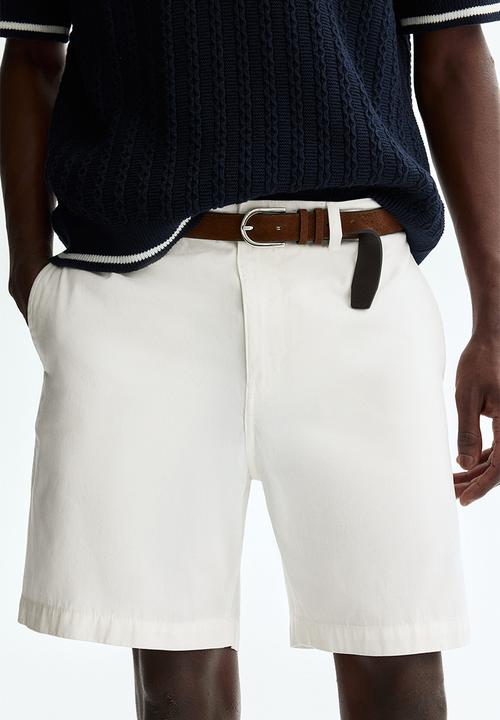 H&M - Relaxed fit chino shorts - white