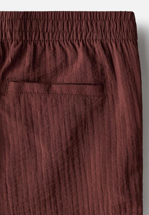 H&M - Relaxed fit textured trousers - burgundy