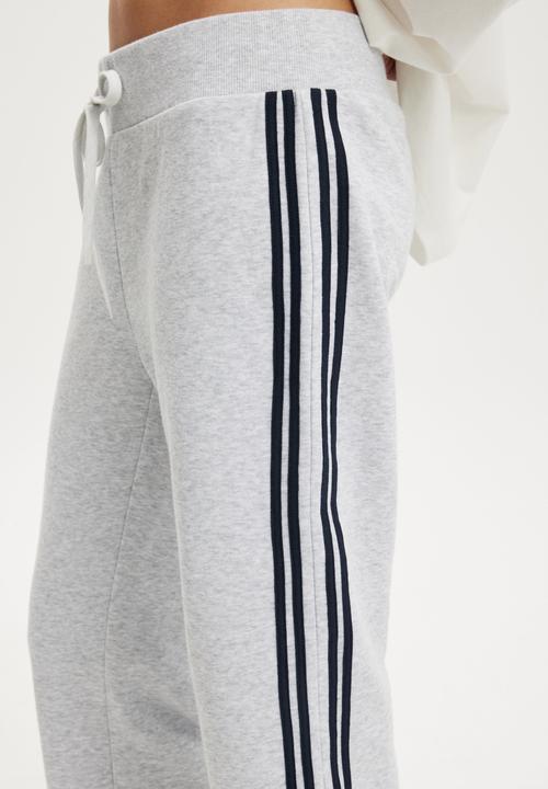 Cotton On - Capri Fleece Sweatpant - Light Grey Marle/Navy Stripe