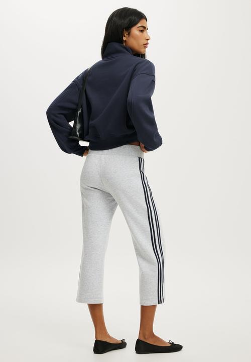 Cotton On - Capri Fleece Sweatpant - Light Grey Marle/Navy Stripe