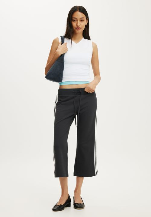 Cotton On - Capri Fleece Sweatpant - Shadowstone/White Stripe