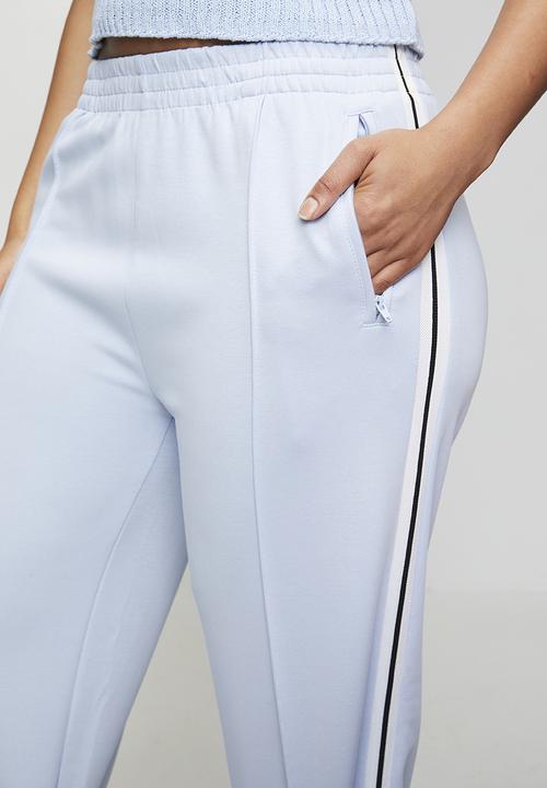 Stella Morgan - Pull On Elasticated Straight Leg Jogger With Side Tape Detail - Light Blue