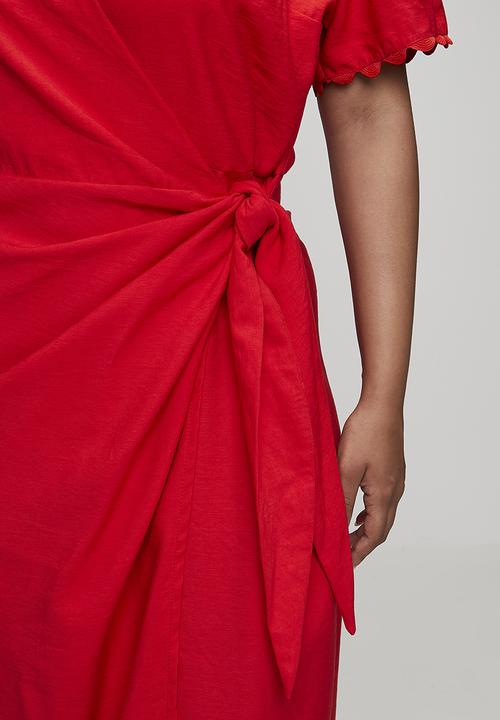 Me&B - Plus Functional Wrap Dress with RicRac Detail - Red