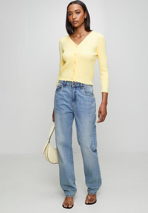 Stella Morgan - 3/4 Sleeve V-Neck Button Through Cardi With Scallop Hem  - Yellow