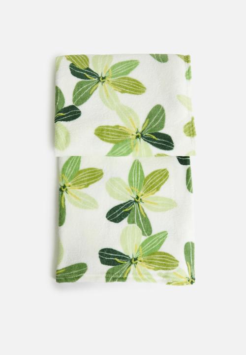 H&S - Floral Fleece Throw - Multi