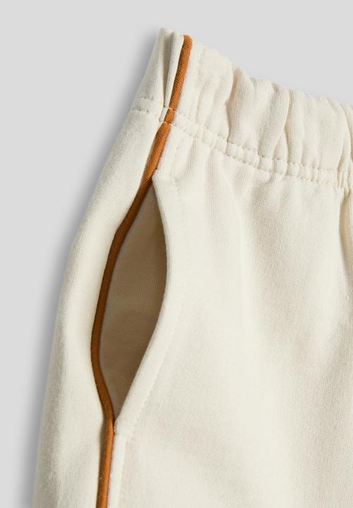POLO - Girls Gemma Curved Hem Short - Light Stone