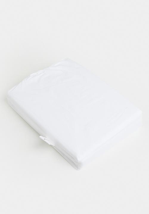 Sixth Floor - Reverie Cotton Broderie Anglaise Duvet Set