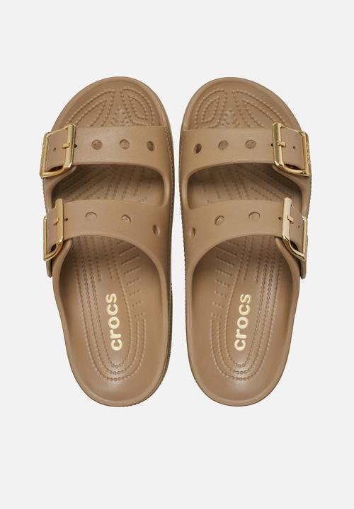 Crocs - Saturday Metallic Buckle Sandal W - Sepia