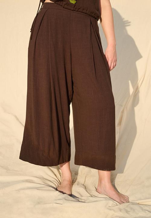 Me&B - Plus Deep Invert Wide Leg Cropped Pant - Dark Chocolate