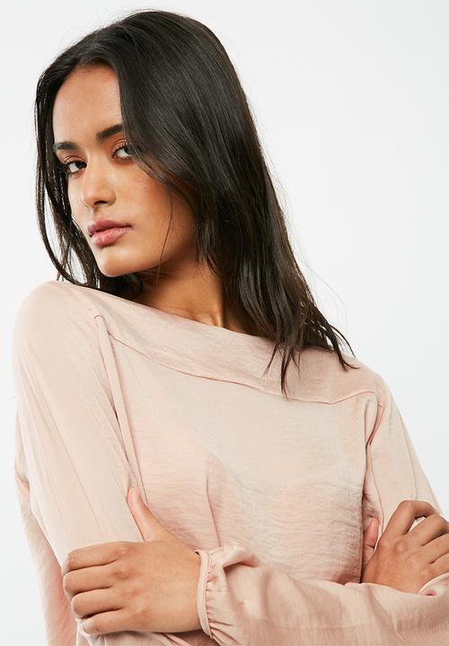 dailyfriday - Pleat back blouse