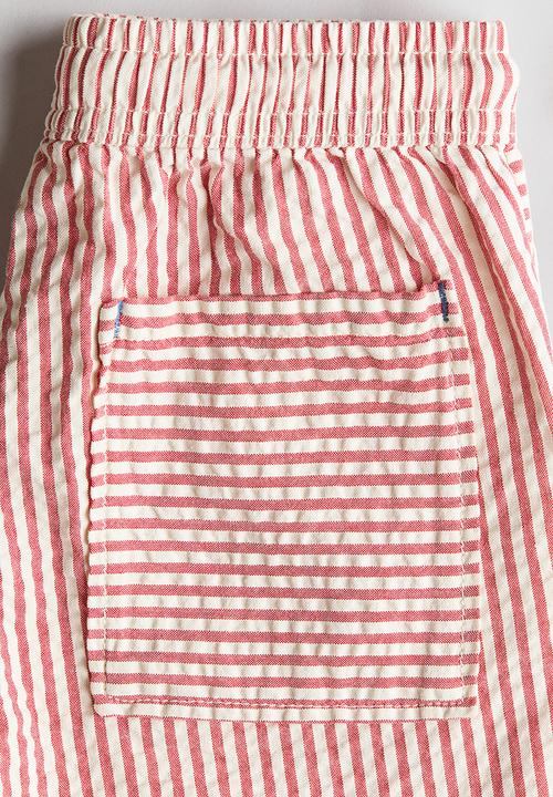 H&M - Seersucker shorts - red/striped