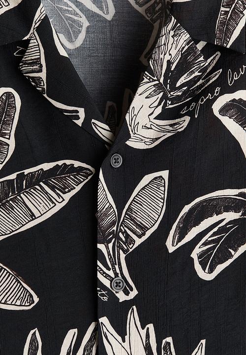 H&M - Relaxed fit resort shirt - black/patterned