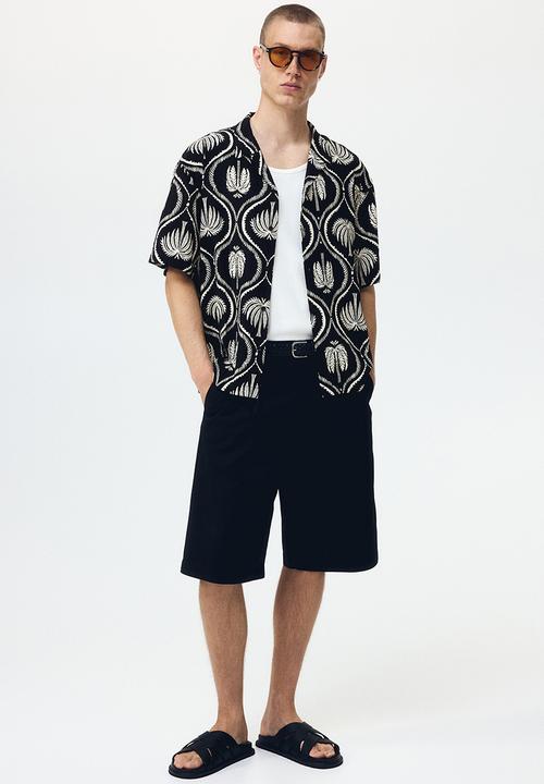 H&M - Relaxed fit resort shirt - black/patterned