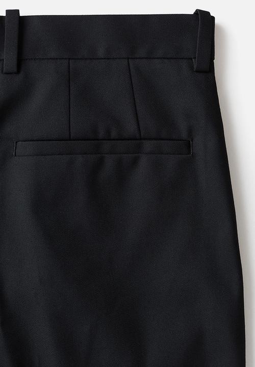 H&M - Loose fit bermuda shorts - black