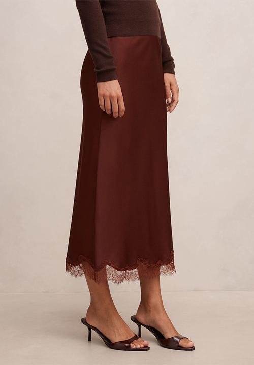 Forever New - Enola lace maxi skirt in deep rust