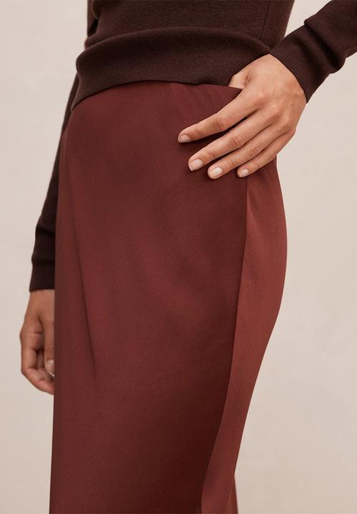Forever New - Enola lace maxi skirt in deep rust