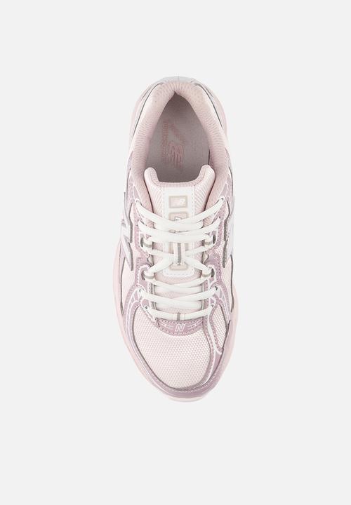 New Balance  - 740 Grade School