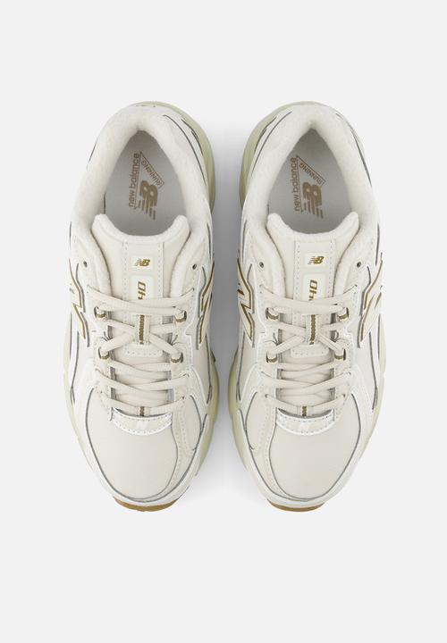 New Balance  - 740 Grade School