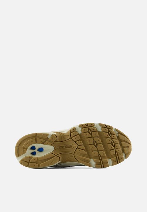 New Balance  - 740 Grade School