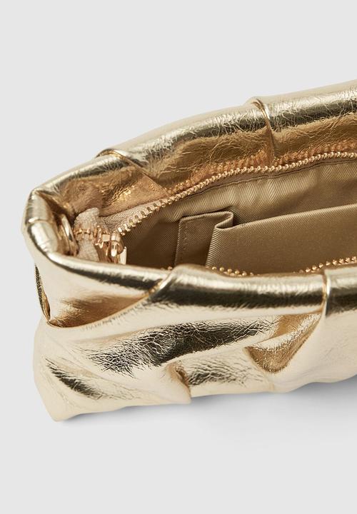 Forever New - Tully twist clutch in gold