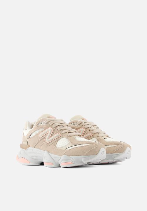 New Balance  - 9060 Grade School