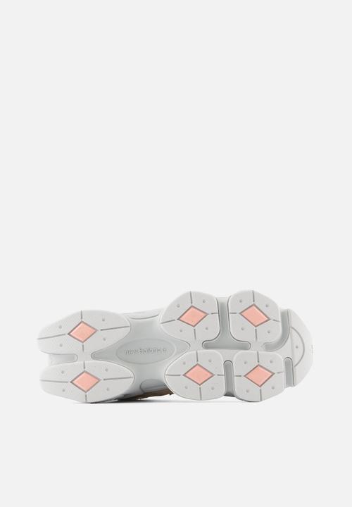 New Balance  - 9060 Grade School