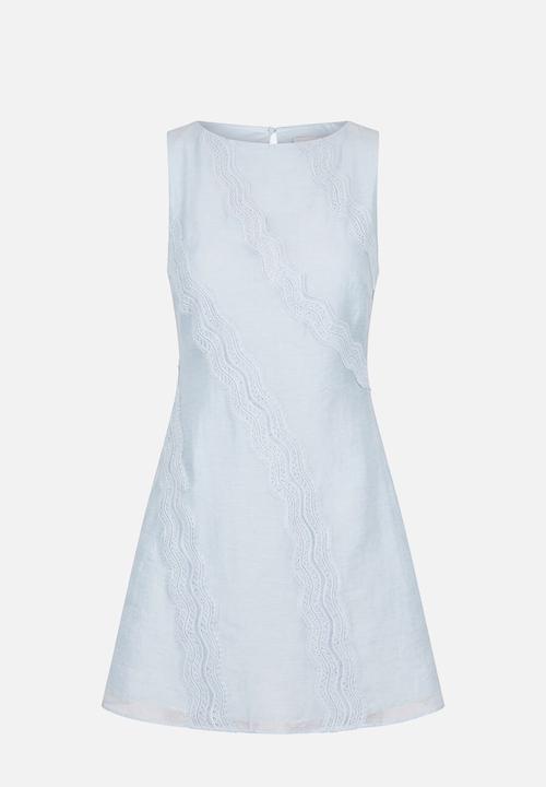 Forever New - Hannah lace detail mini dress in bluebell