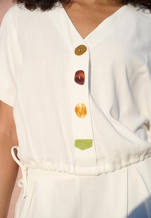 Me&B - Plus Perspex Button Detail Dolman Sleeve Top - Milk