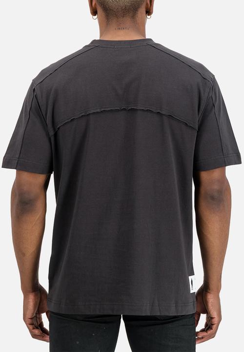 S.P.C.C - Recon Branik Tee  - Charcoal