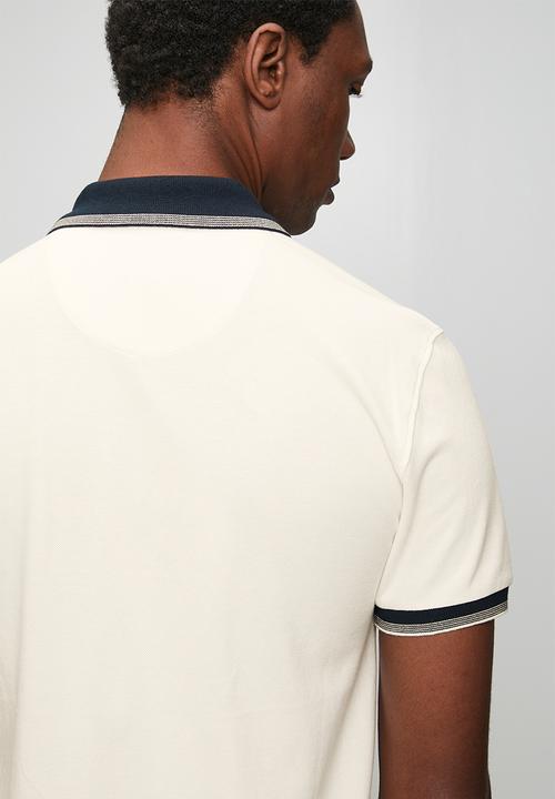 POLO - Mens tipped pique short sleeve golfer - white