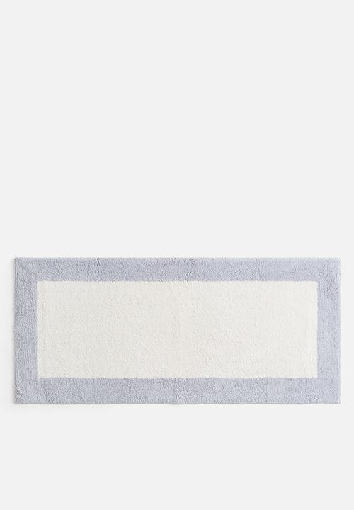 H&M - Tufted bath mat - light dusty blue