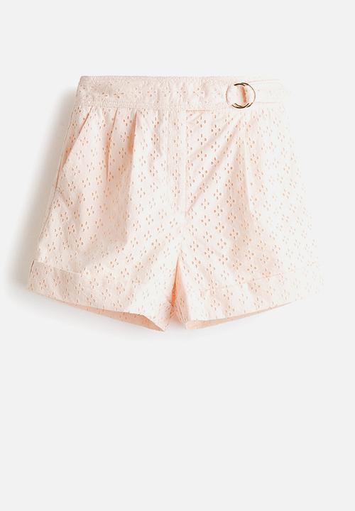 H&M - Broderie anglaise cotton shorts - pale pink